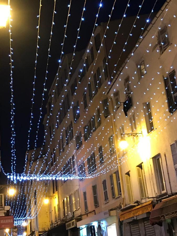 Grand Studio Rue Pietonne Ajaccio Ajaccio  Bagian luar foto