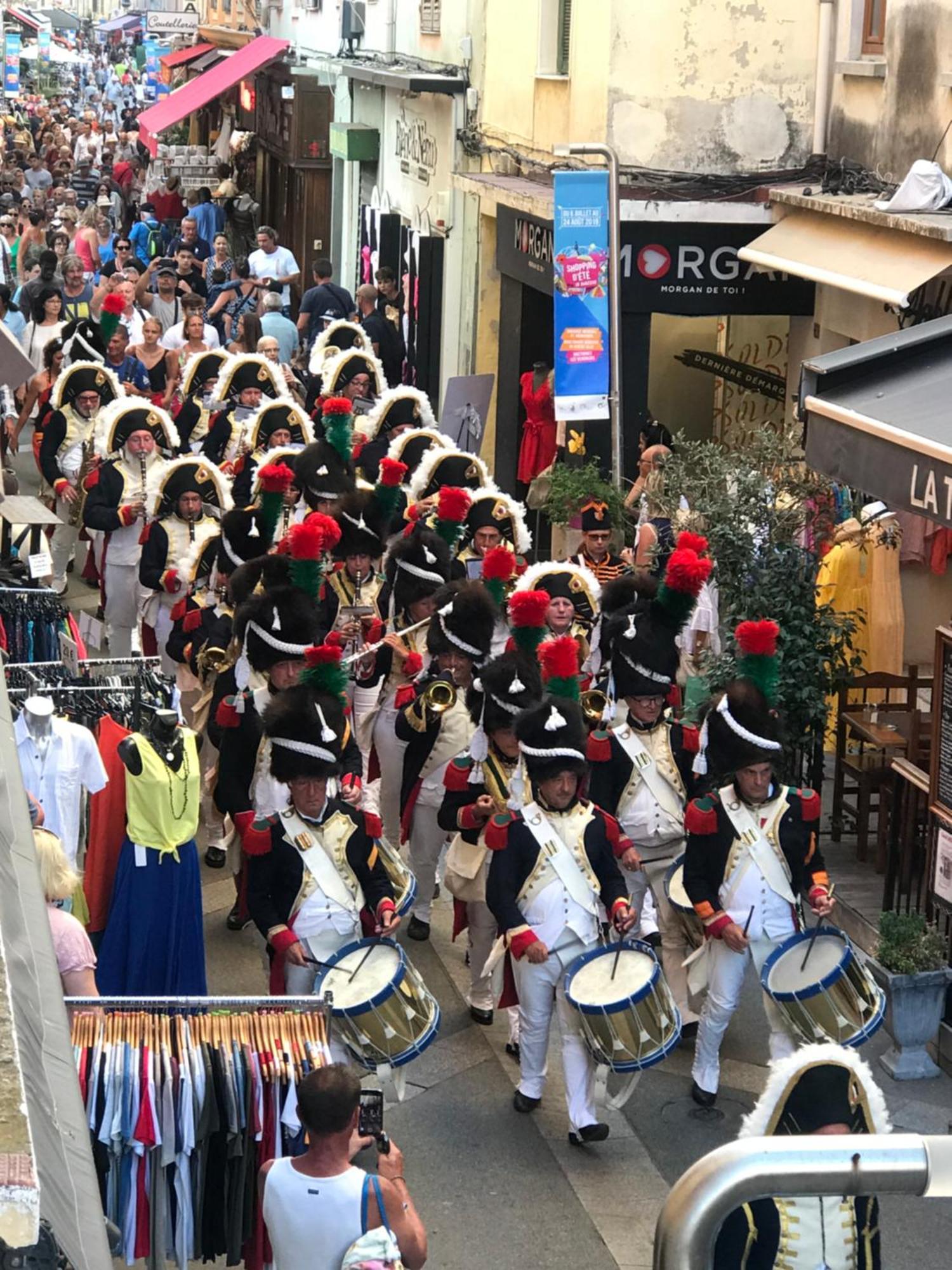 Grand Studio Rue Pietonne Ajaccio Ajaccio  Bagian luar foto